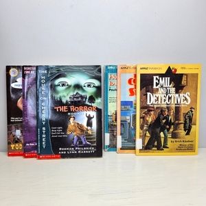 6 Book Bundle Scholastic Apple Set 6 Chapter Books Vintage Modern Mix Fiction